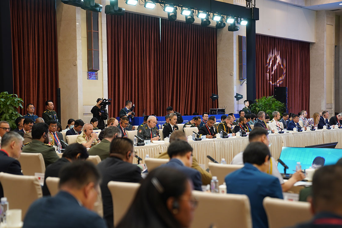 2026年5月8日，中外与会者出席北京香山论坛先导会开幕式。中国军网记者尚晓敏 摄